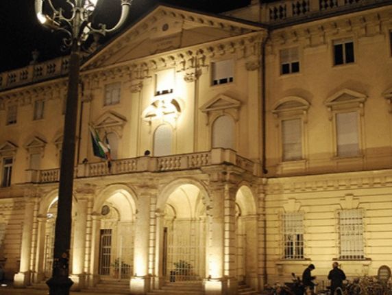 【意大利】都灵威...